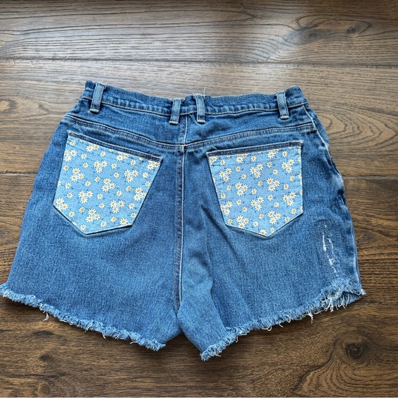 Women's Denim Cut-Off Shorts with Embellishments - Picture 2 of 4